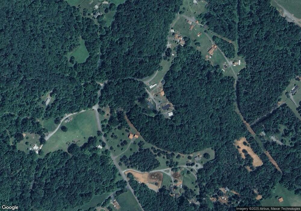 626 Mountain Rd, Afton, VA 22920 - photo 1