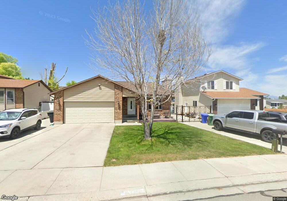 5550 W Golden Gate Cir, West Jordan, UT 84081 - photo 1
