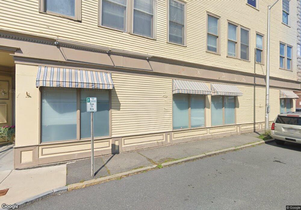 102 Pleasant St unit 3A, Marblehead, MA 01945 - photo 1