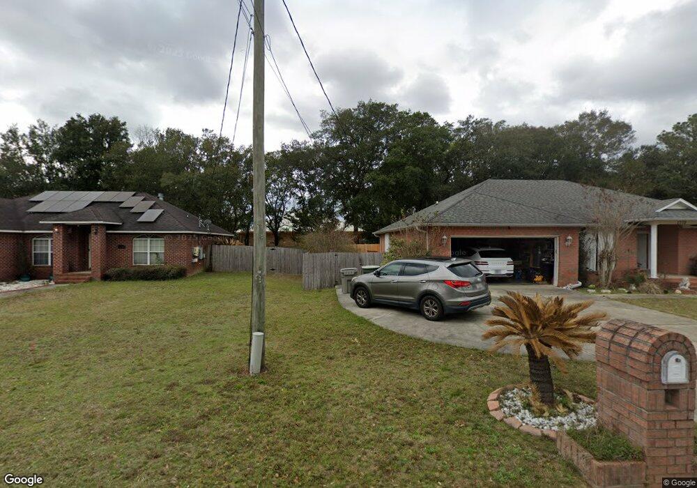 1818 Tillman Ln, Pensacola, FL 32526 - photo 1