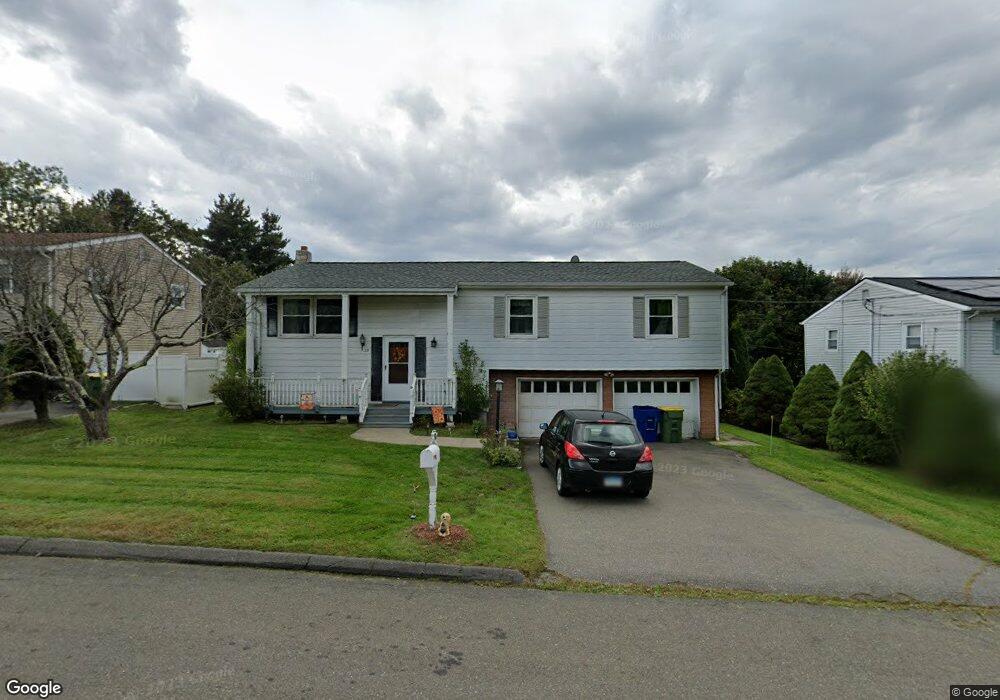 25 Greenview Dr, Waterbury, CT 06708 - photo 1