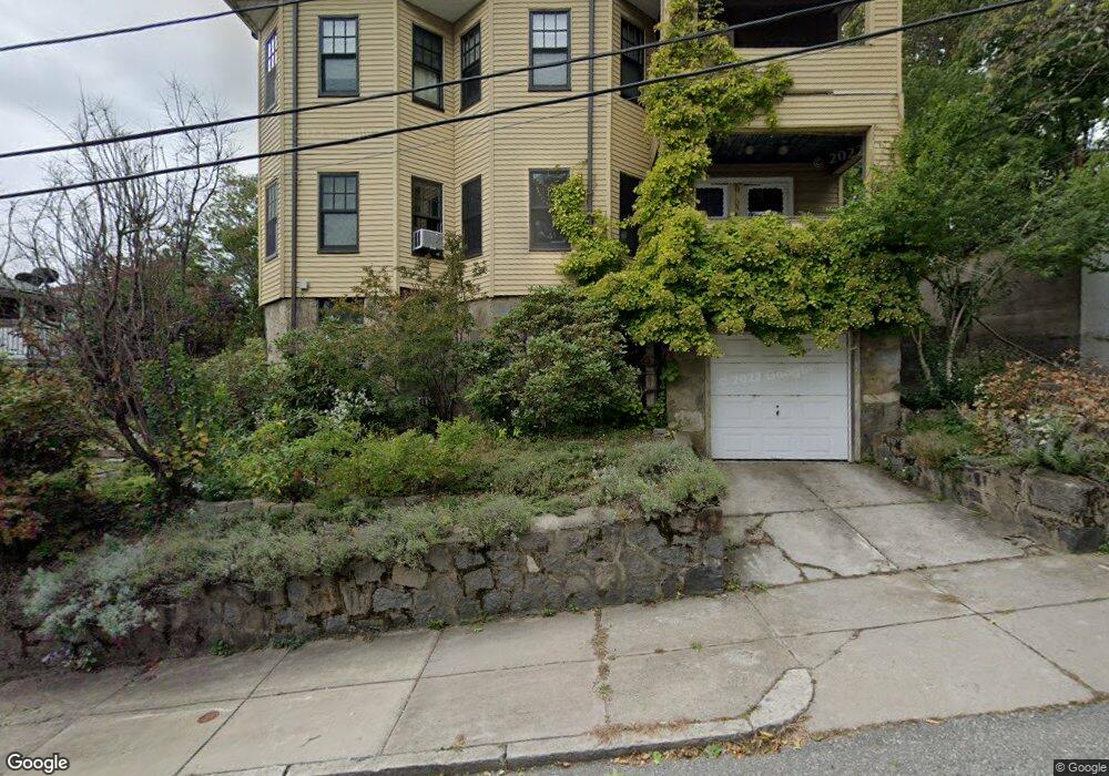 16 Lee Hill Rd, Roslindale, MA 02131 - photo 1