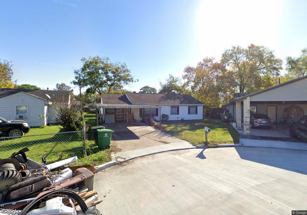 3056 Sagebrush Dr, Houston, TX 77093 - photo 1