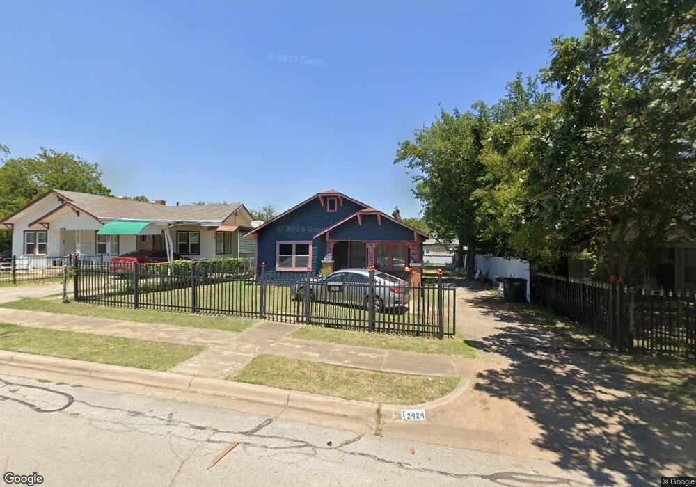 2424 NW 28th St, Fort Worth, TX 76106 - photo 1