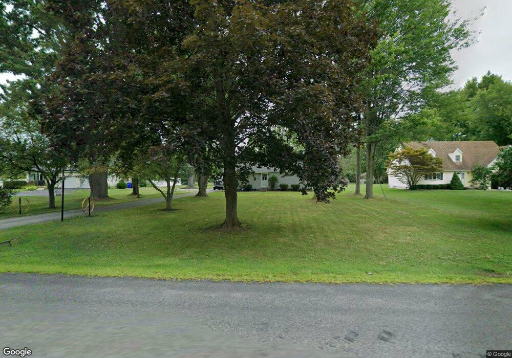 5523 Mapleton Rd, Lockport, NY 14094 - photo 1