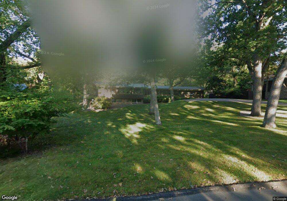 4913 Coventry Rd W, Minnetonka, MN 55345 - photo 1