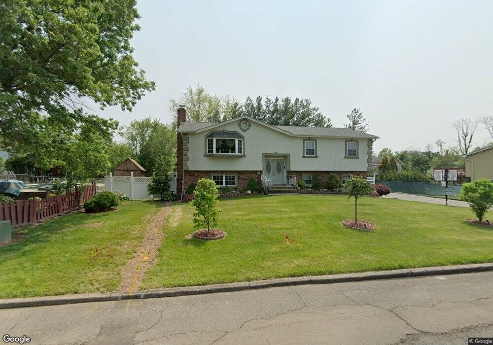 4 Stacie Ln, Spring Valley, NY 10977 - photo 1