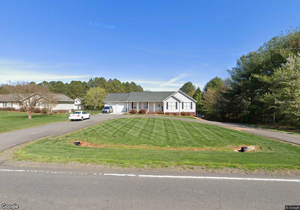 2734 Wilkesboro Hwy, Statesville, NC 28625 - photo 1