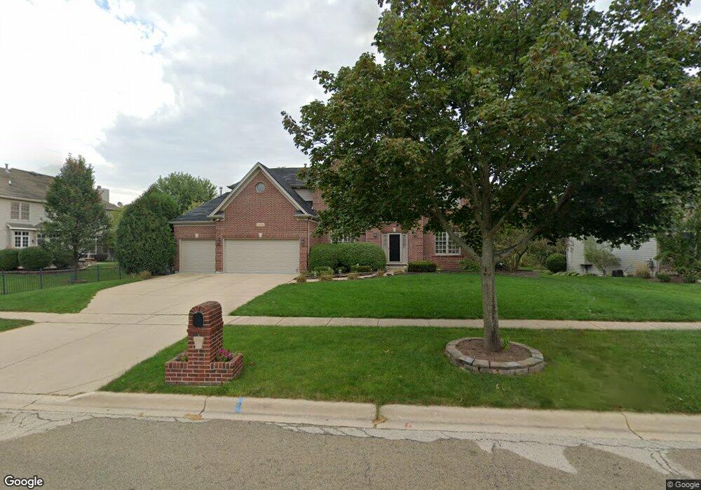 1016 Knox Ln, Batavia, IL 60510 - photo 1