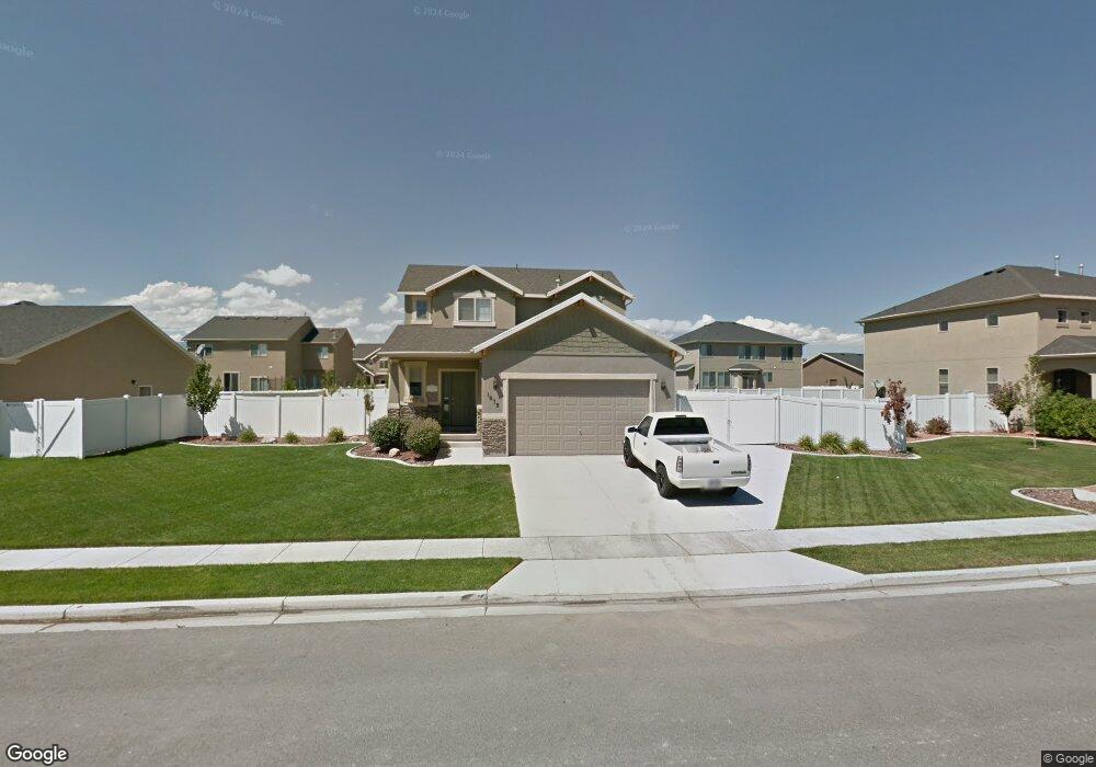 1638 Bridle Path Loop, Lehi, UT 84043 - photo 1