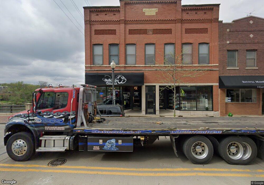 9 1/2 E Wilson St, Batavia, IL 60510 - photo 1