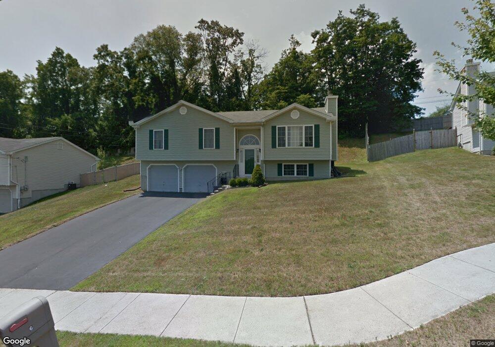 6 Laurie Ln, West Haven, CT 06516 - photo 1