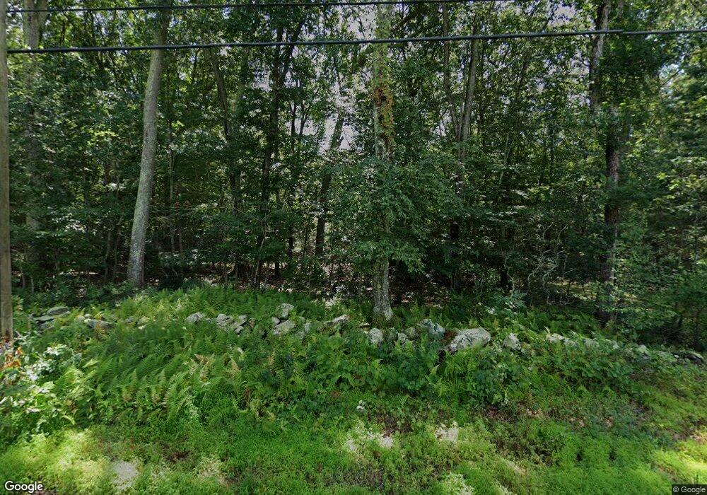 19 Burr Rd, Old Lyme, CT 06371 - photo 1