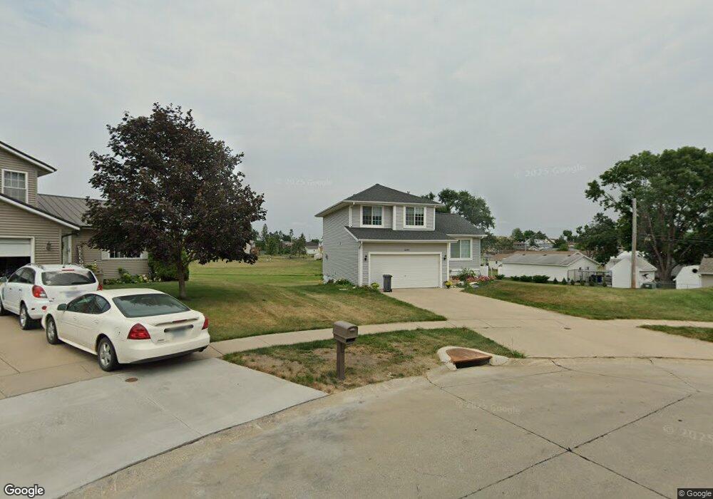 2505 Novak Ct SW, Cedar Rapids, IA 52404 - photo 1