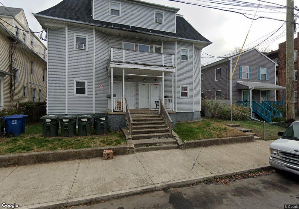 1086 Kossuth St, Bridgeport, CT 06608 - photo 1
