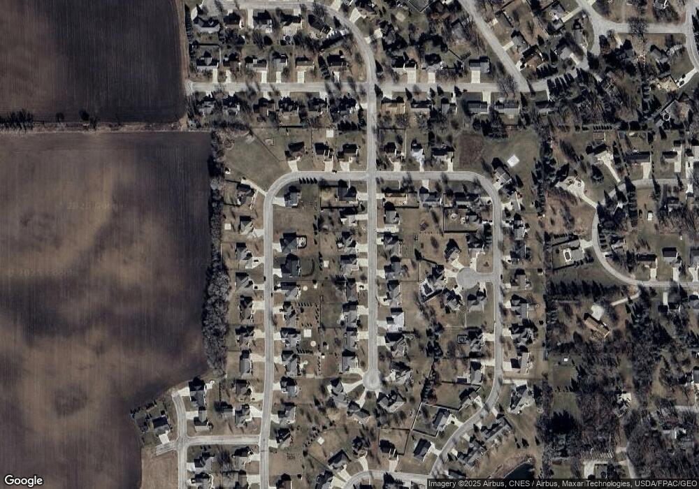 1004 27th St SW, Austin, MN 55912 - photo 1