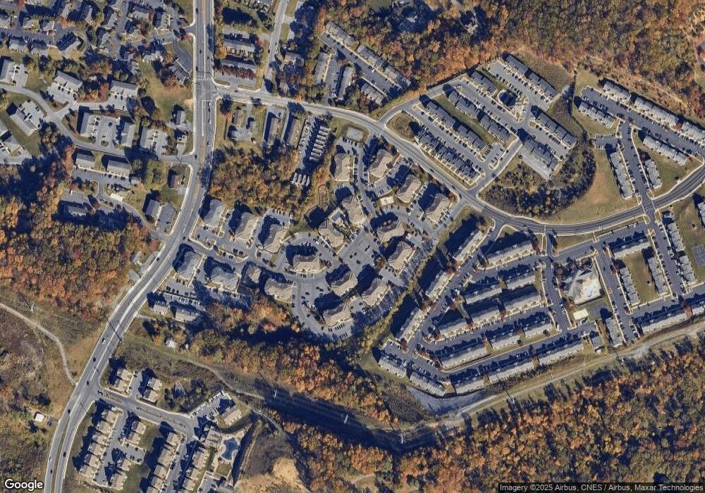 2455#301 Campus View Cir unit 301 Campus View Circ, Harrisonburg, VA 22801 - photo 1