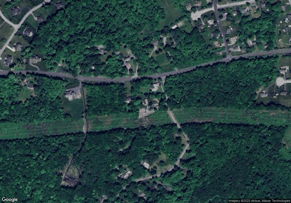 431 Pine Ridge Dr, Wappingers Falls, NY 12590 - photo 1