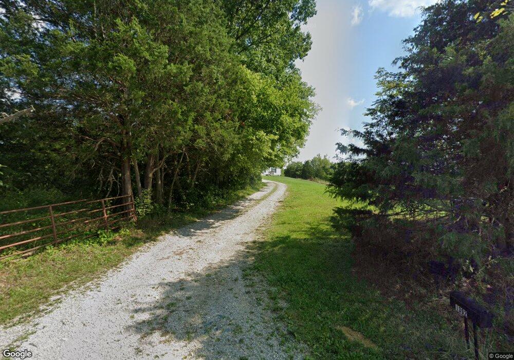 1391 Baxter Ridge Rd, Lawrenceburg, KY 40342 - photo 1