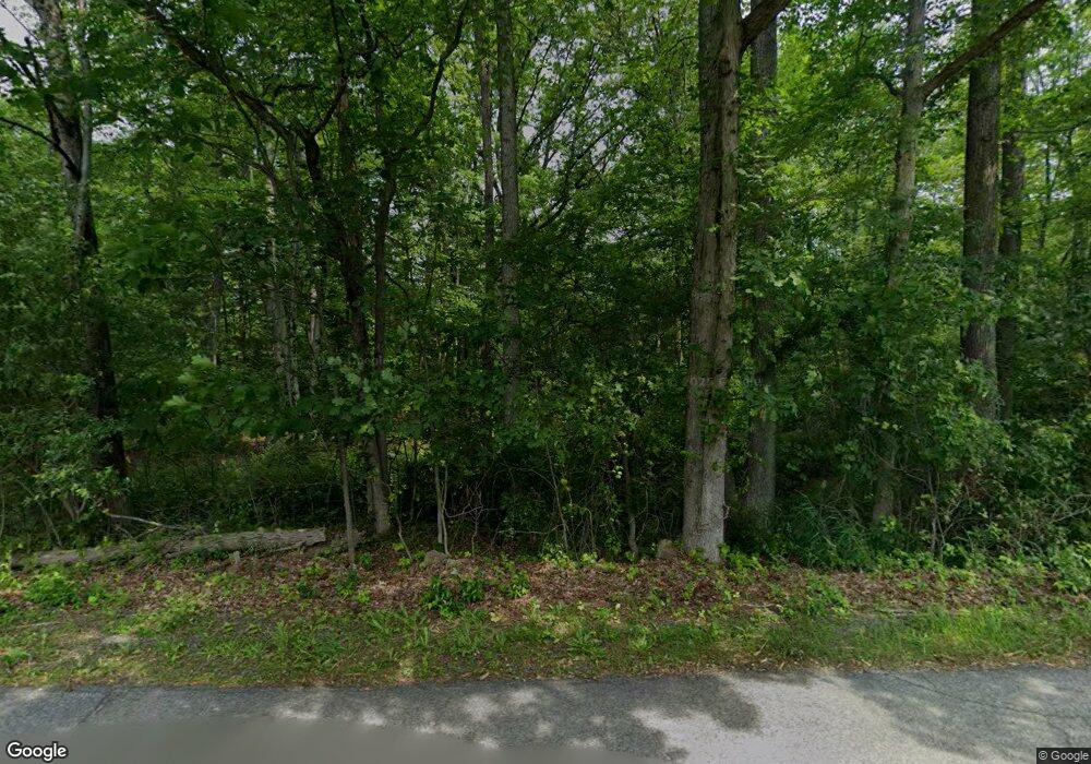 2458 E Millheim Rd, Bath, PA 18014 - photo 1