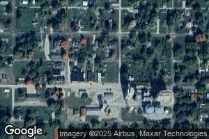428 Maple St, Weldon, IL 61882