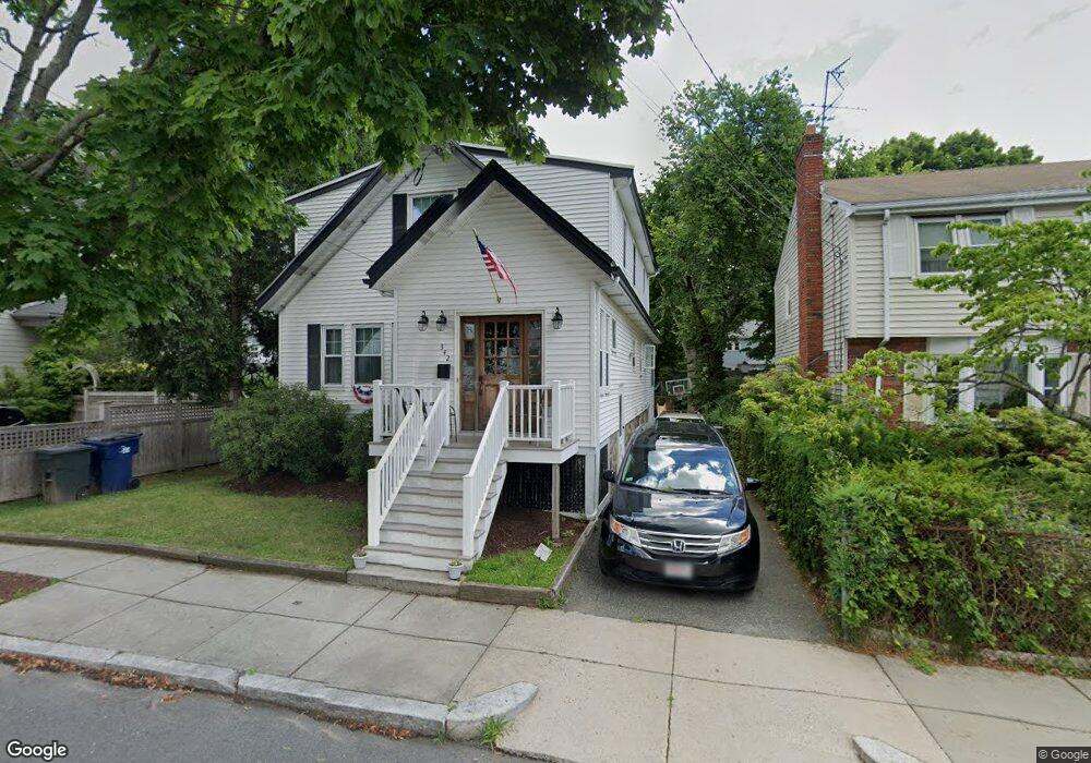 342 Vermont St, West Roxbury, MA 02132 - photo 1