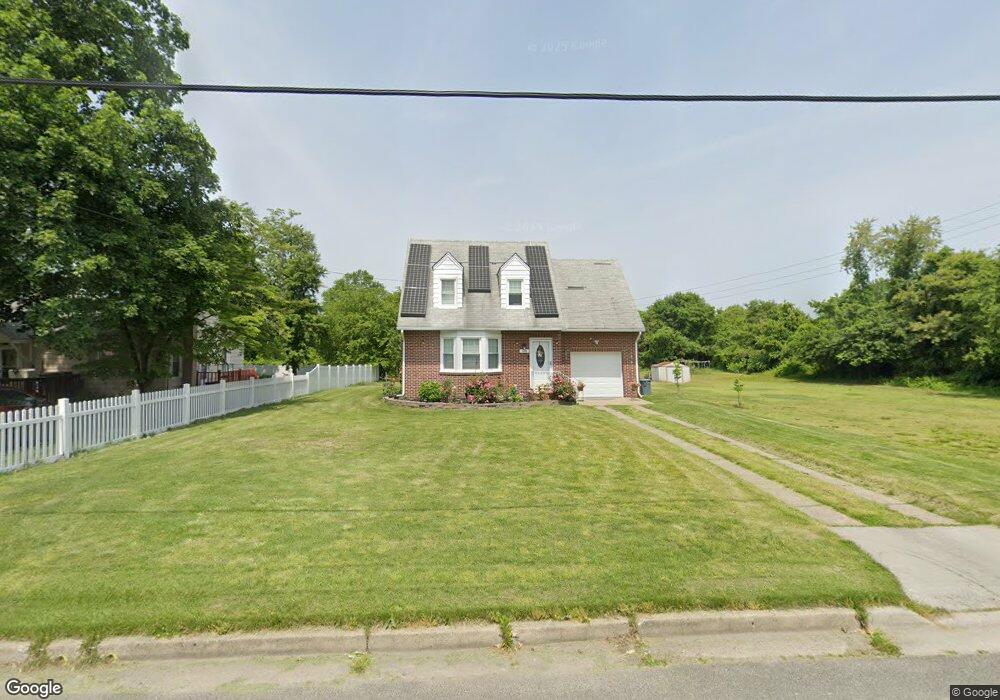 348 N Broad St, Penns Grove, NJ 08069 - photo 1