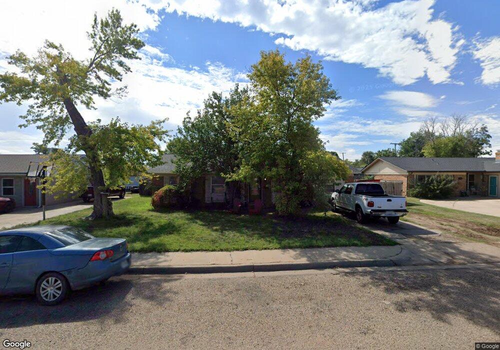 1208 NE 4th St, Dumas, TX 79029 - photo 1