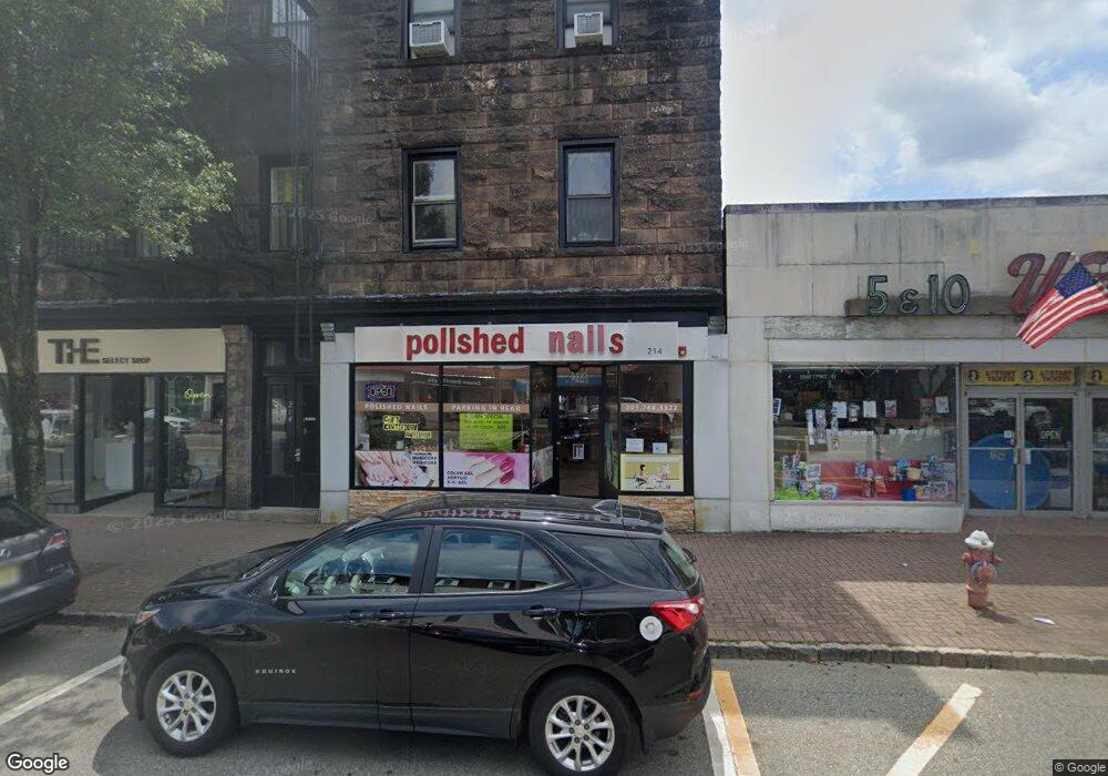 214 Closter Dock Rd unit 5, Closter, NJ 07624 - photo 1