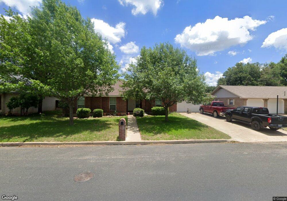 110 Frederick Rd unit 10, Fredericksburg, TX 78624 - photo 1