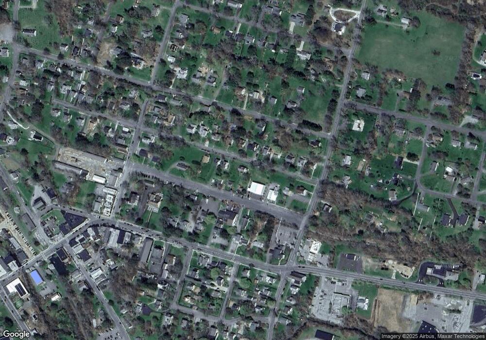 19 Simmons St, Millerton, NY 12546 - photo 1