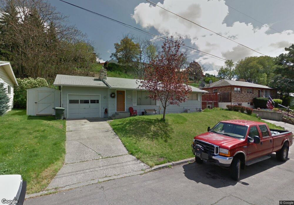 830 NW 6th St, Pendleton, OR 97801 - photo 1