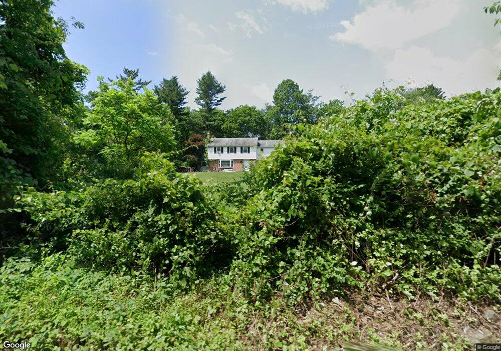 5124 Chestnut Hill Rd, Center Valley, PA 18034 - photo 1