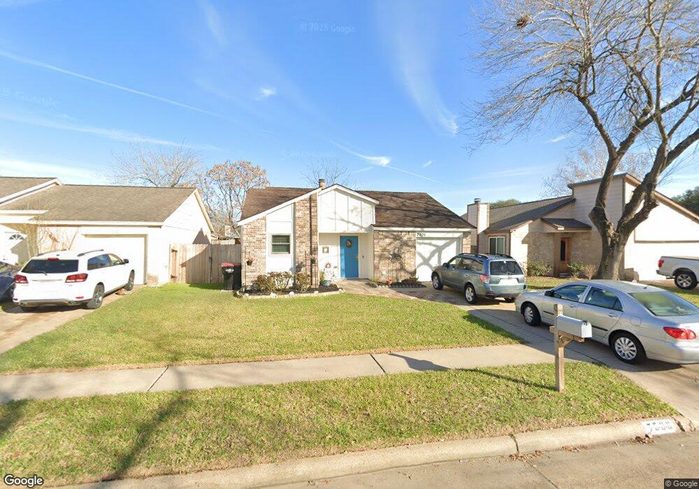 7506 Pepperbrook Dr, Houston, TX 77041 - photo 1