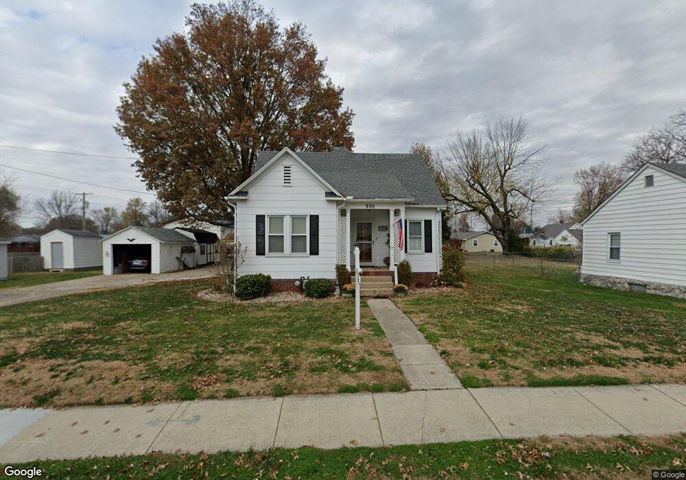 906 W Saint Anthony Ave, Effingham, IL 62401 - photo 1