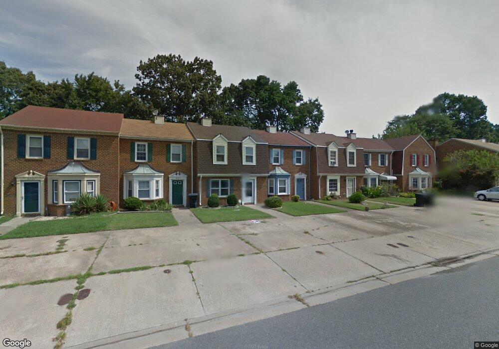 5741 Rivermill Cir, Portsmouth, VA 23703 - photo 1