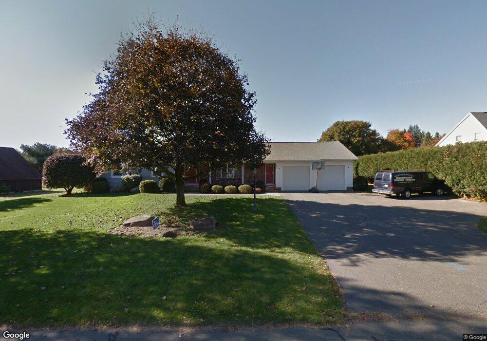 40 Deer Run Rd, West Springfield, MA 01089 - photo 1