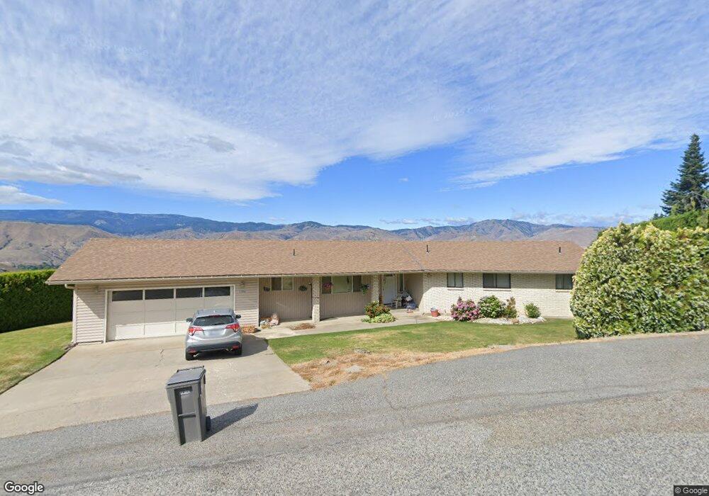 1708 10th Place NE, East Wenatchee, WA 98802 - photo 1