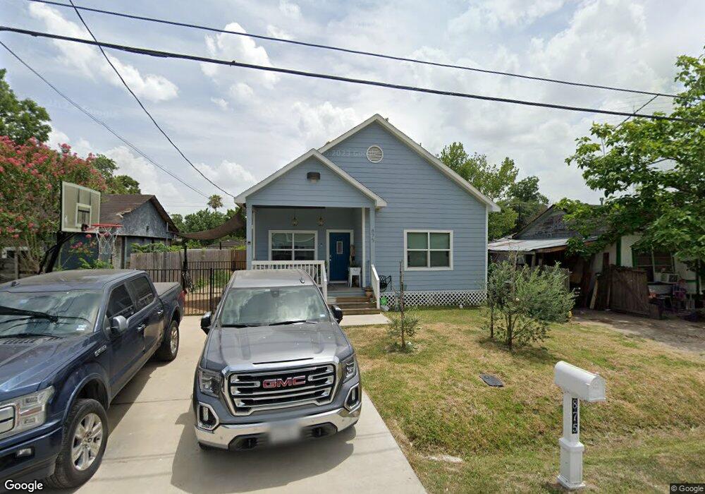 875 Chas Ln, Houston, TX 77091 - photo 1