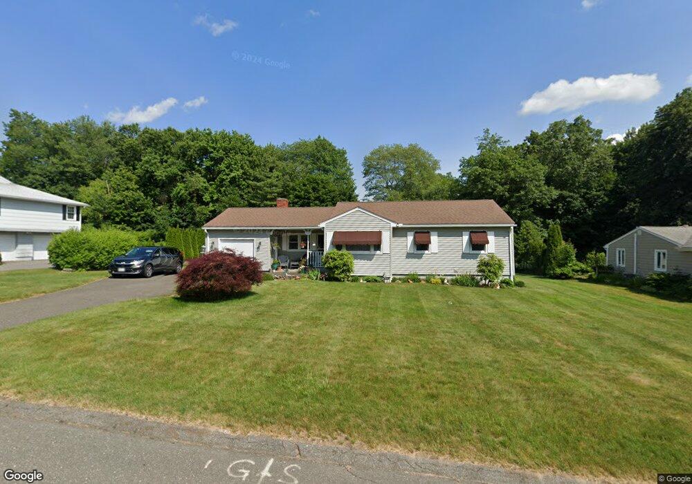 44 Longview Cir, Ludlow, MA 01056 - photo 1