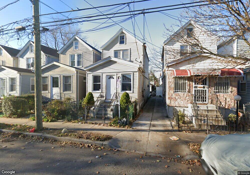 15061 116th Dr, Jamaica, NY 11434 - photo 1