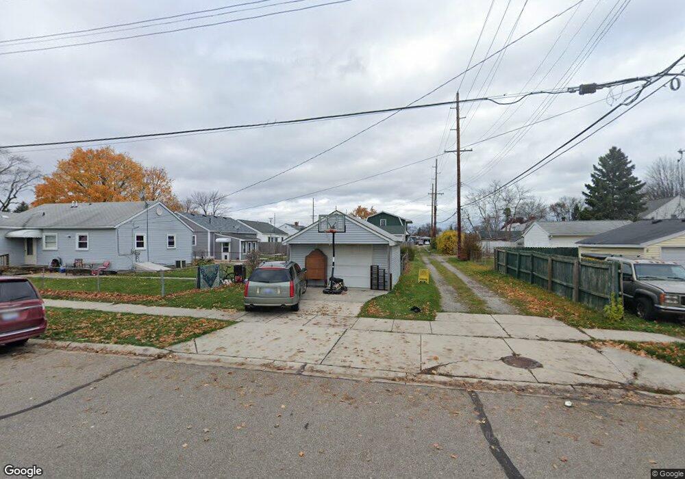 1332 23rd St, Port Huron, MI 48060 - photo 1