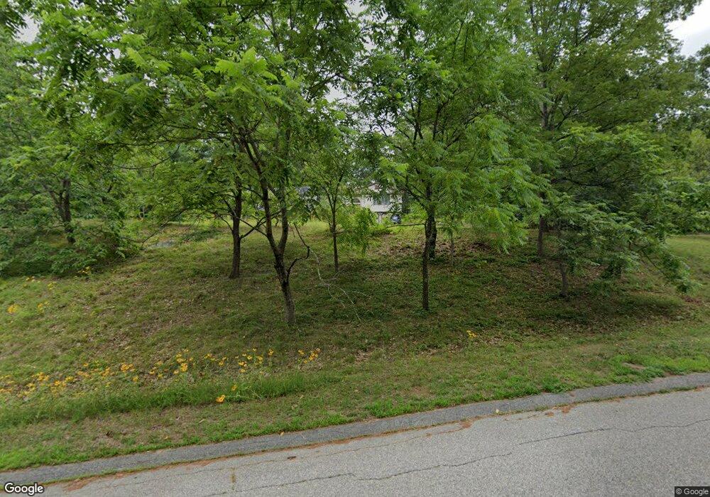 4 Hilindale Dr, Hudson, NH 03051 - photo 1