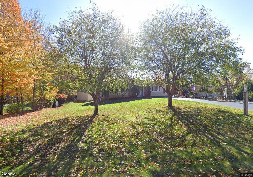 13 Golden Gate Dr, Hooksett, NH 03106 - photo 1