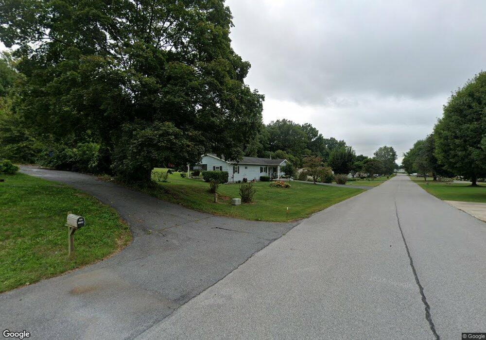 15386 Skyline Dr, State Line, PA 17263 - photo 1