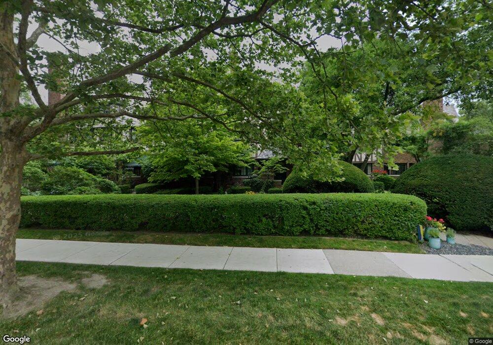 17505 E Jefferson Ave, Grosse Pointe, MI 48230 - photo 1