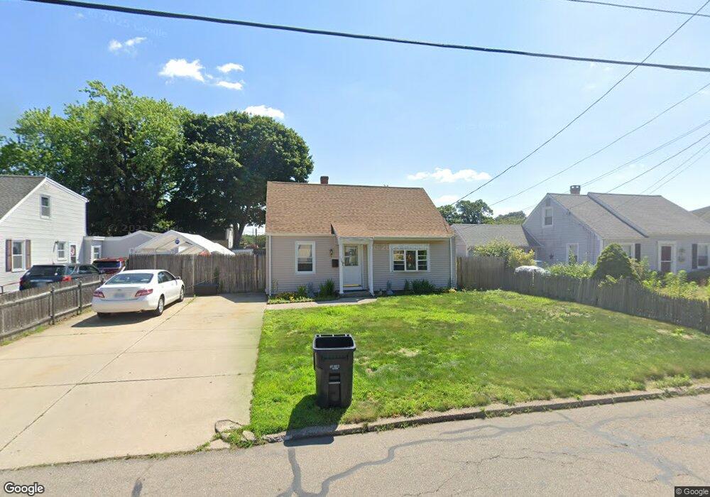 139 Rice St, Pawtucket, RI 02861 - photo 1