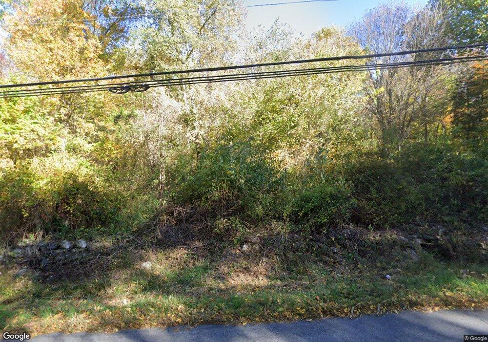 186 Lathrop Rd, Plainfield, CT 06374 - photo 1