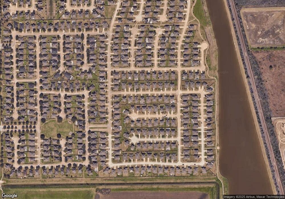 3912 Mountford Dr, Pearland, TX 77584 - photo 1