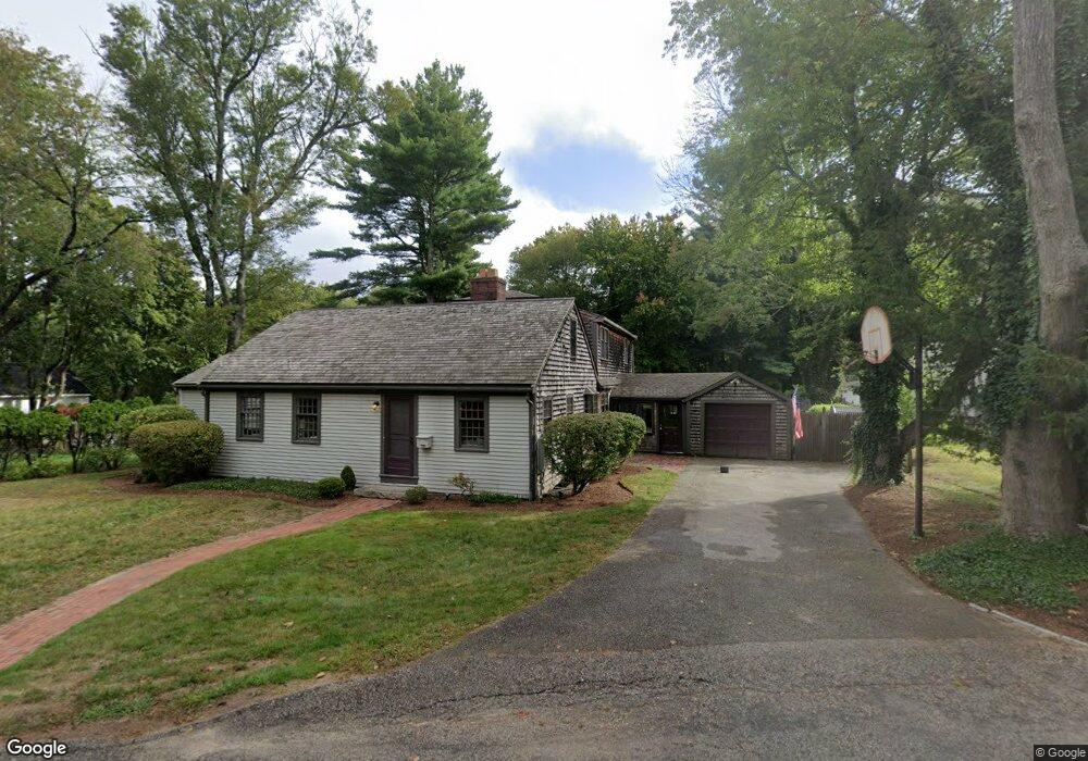 4 Woodbine Ln, Hingham, MA 02043 - photo 1